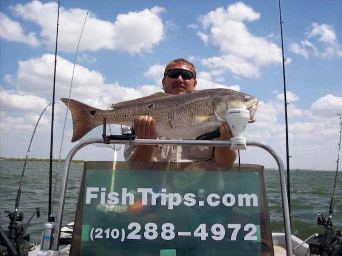 Calaveras Braunig Redfish Striper Catfish fishing guide san antonio